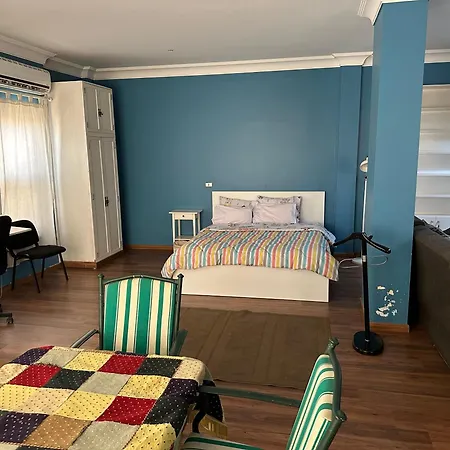 A Cozy Penthouse - Apartment In The 5Th Settlement